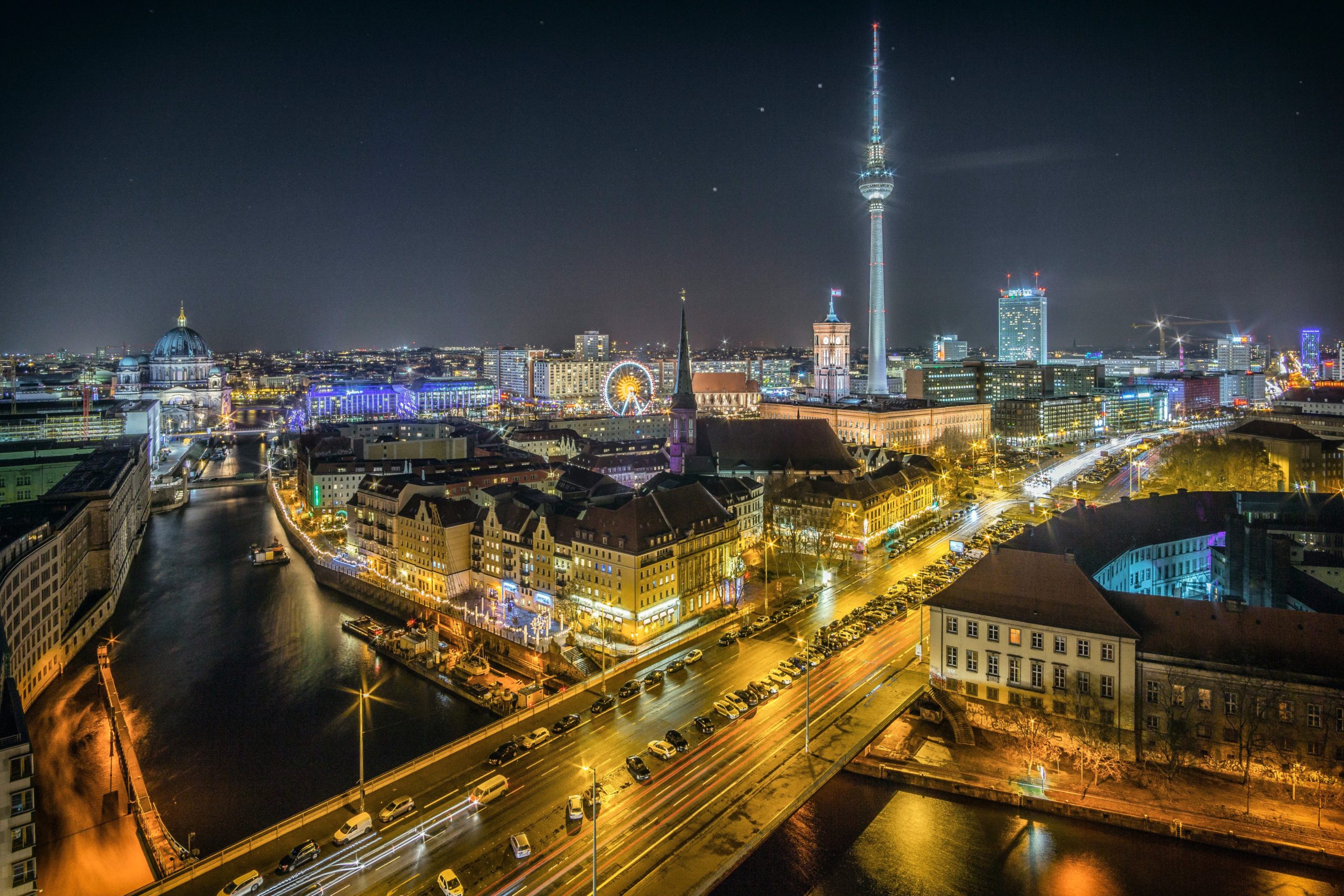 Timelapse photo depicting the skyline of Berlin including the River Spree, TV tower and Nikolaiviertel by Stefan Widua.